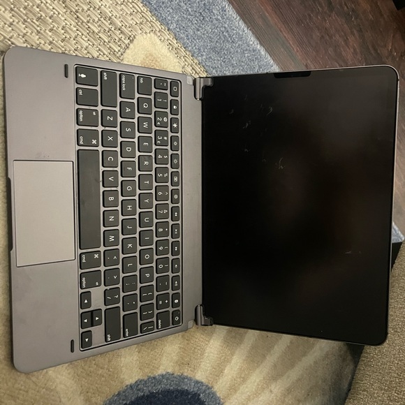 Brydge Wireless IPad Pro Cover with Trackpad - Picture 6 of 10